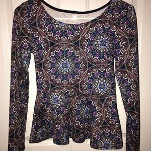 Printed long sleeve peplum top